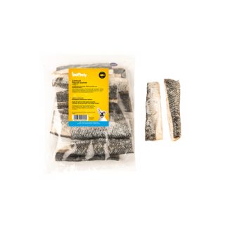 Zalmhuid op natuurlijke wijze gedroogd! Deze zalmhuid stroken van 13cm zijn voedzame snacks en geschikt voor alle rassen en leeftijden.