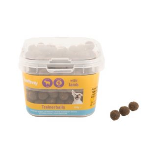Deze trainerballs met lam of zalmsmaak zijn de ideale snack voor op puppytraining of hondenschool. De zachte balletjes van 8mm zijn geschikt voor elk ras.