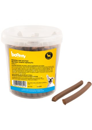 Deze zachte rolletjes van 11cm met lamsmaak zijn de perfecte beloning voor jouw hond. Verpakt in een handige hersluitbare emmer van 800g.