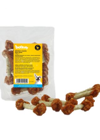 De kip halters zijn stevige runderhuid staafjes met op het uiteinde een smakelijke bol kippenvlees. Verpakt in hersluitbare zak van 100g.