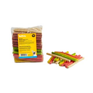 Heerlijke Munchy sticks van 13cm gemaakt van runderhuid. Verpakt in handige voordeelverpakking van 100st, perfect voor een regelmatige beloning.