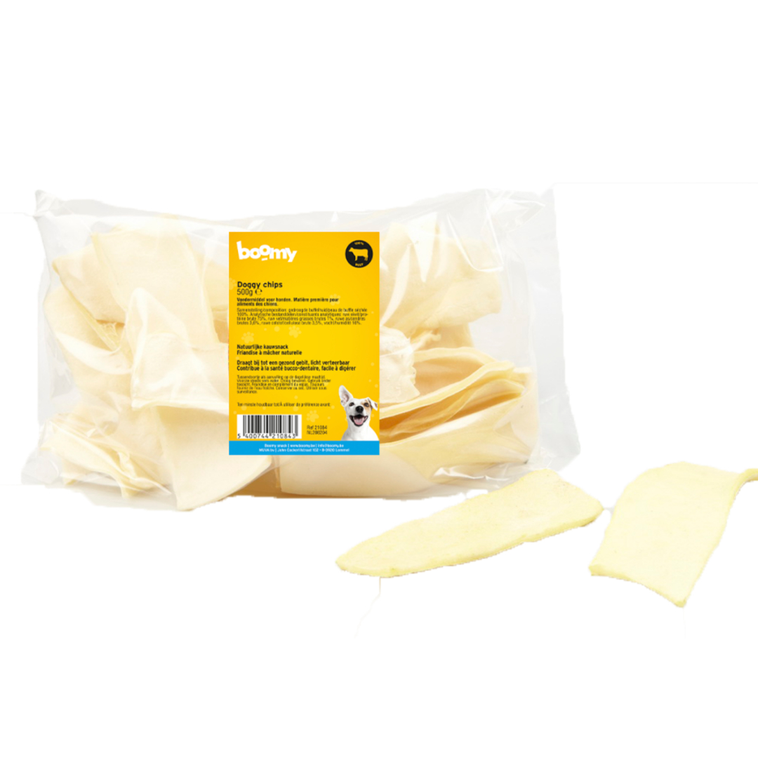 De buffelhuid bestaat uit gedroogde buffelhuid platen van ongeveer 5 x 15cm. Een 100% natuurlijke en stevige kauwsnack voor grote hondenrassen.